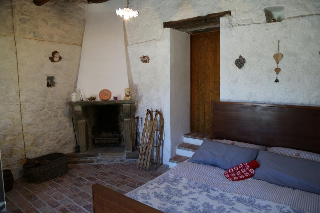 B&B A Casa Di Piero 圣马西莫 客房 照片